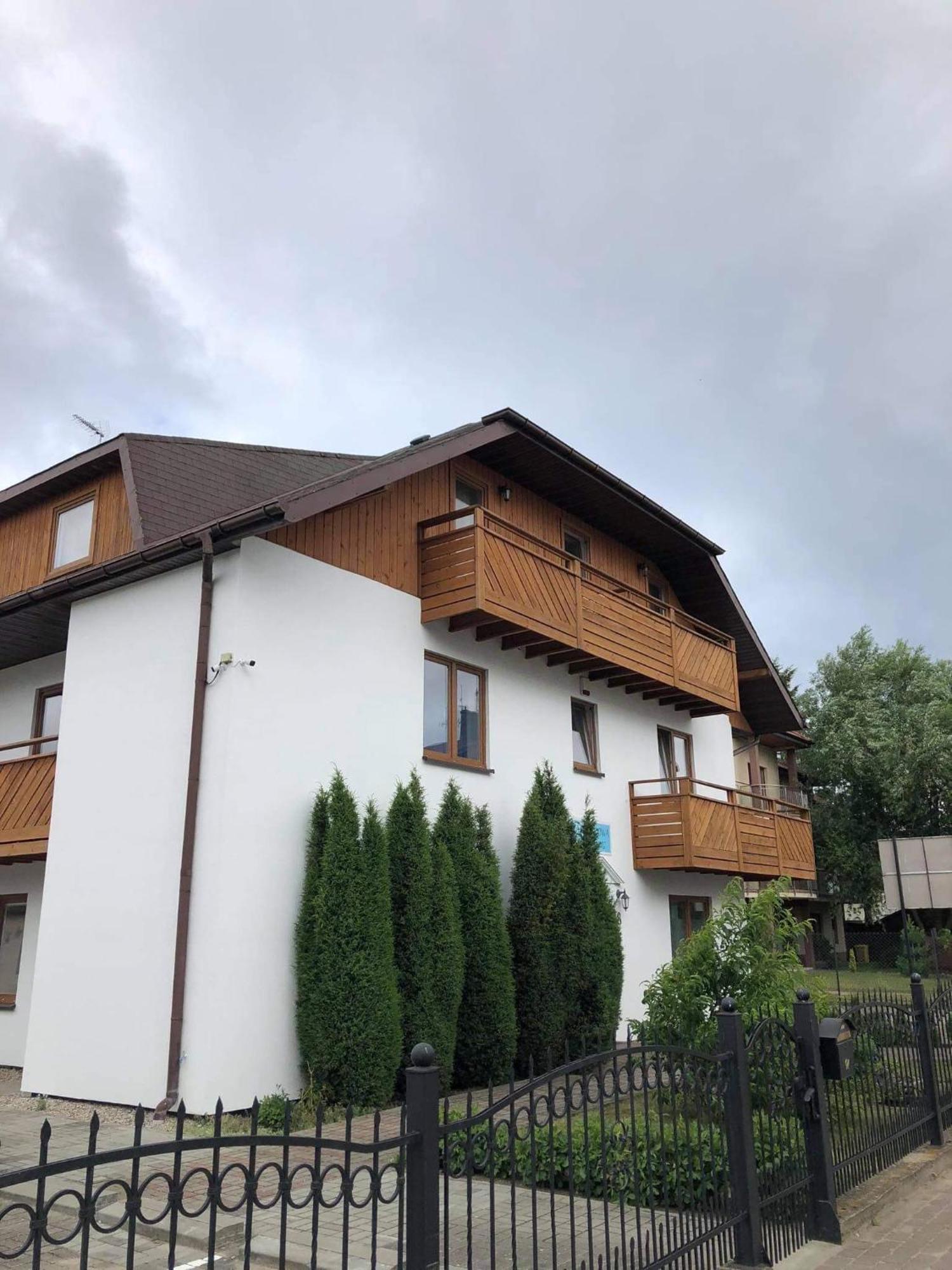 Dom Wczasowy Oliwia Kolobřeh Exteriér fotografie